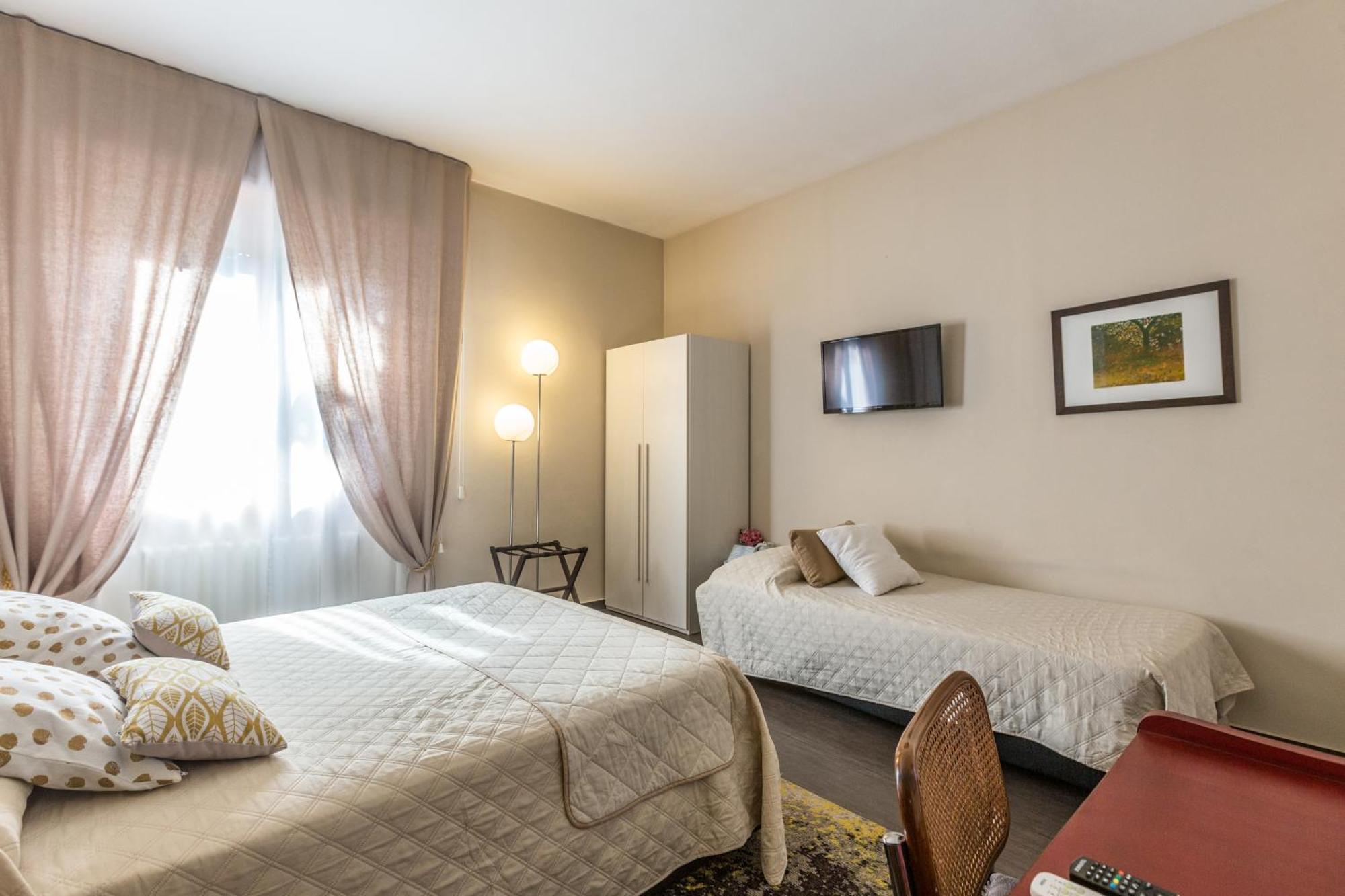 B&B Igea 50 Modena Phòng bức ảnh